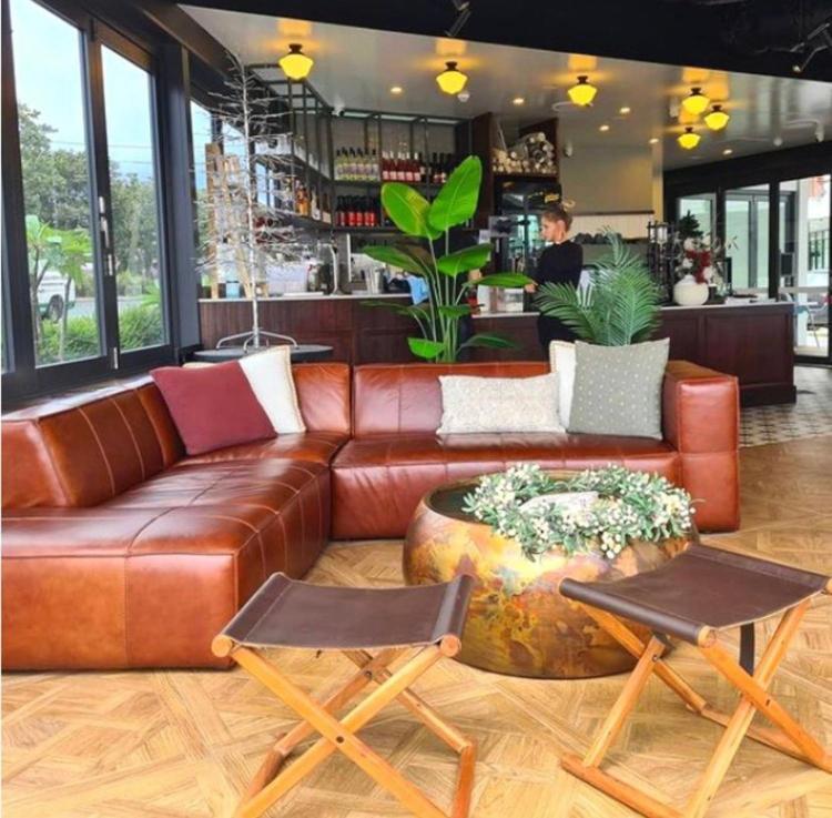 Inspire Boutique Apartments Тувумба Екстер'єр фото