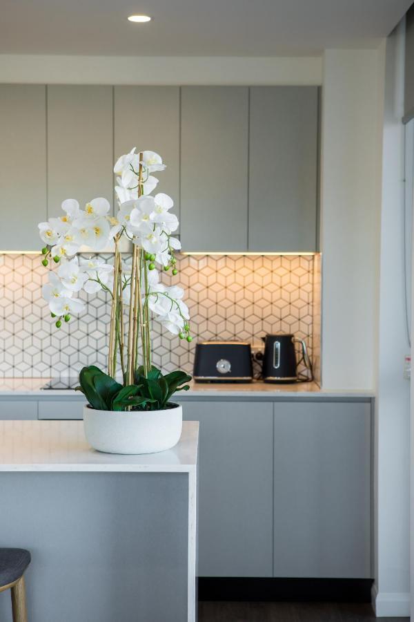 Inspire Boutique Apartments Тувумба Екстер'єр фото